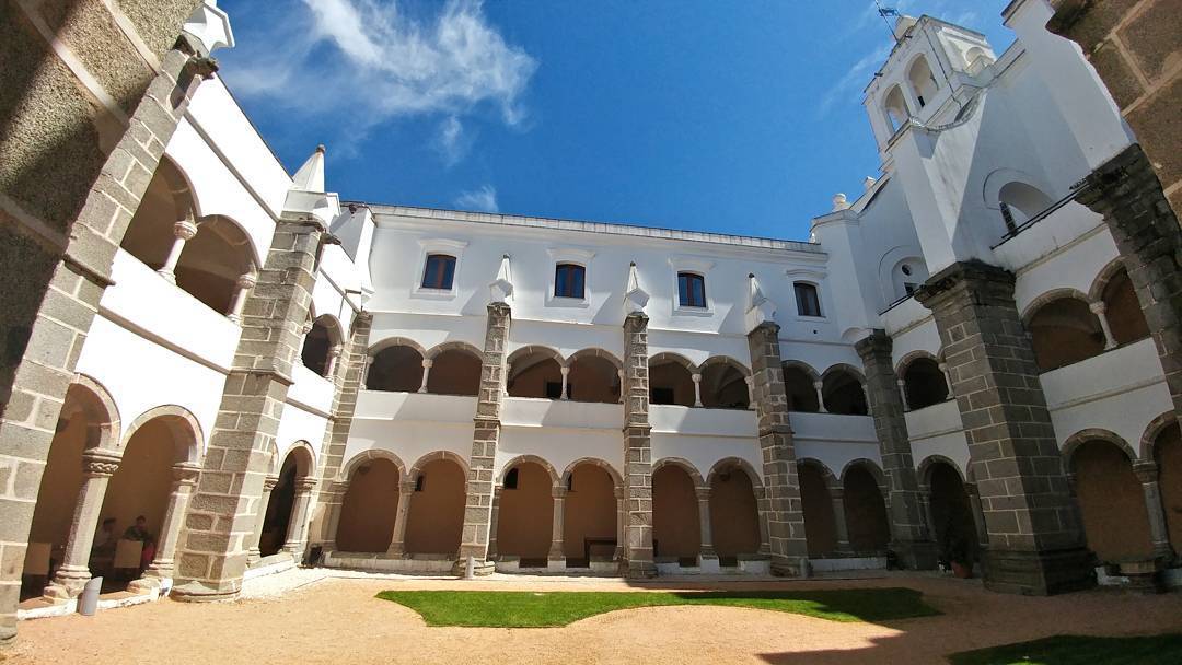 Convento Do Espinheiro, Historic & 5* Évora